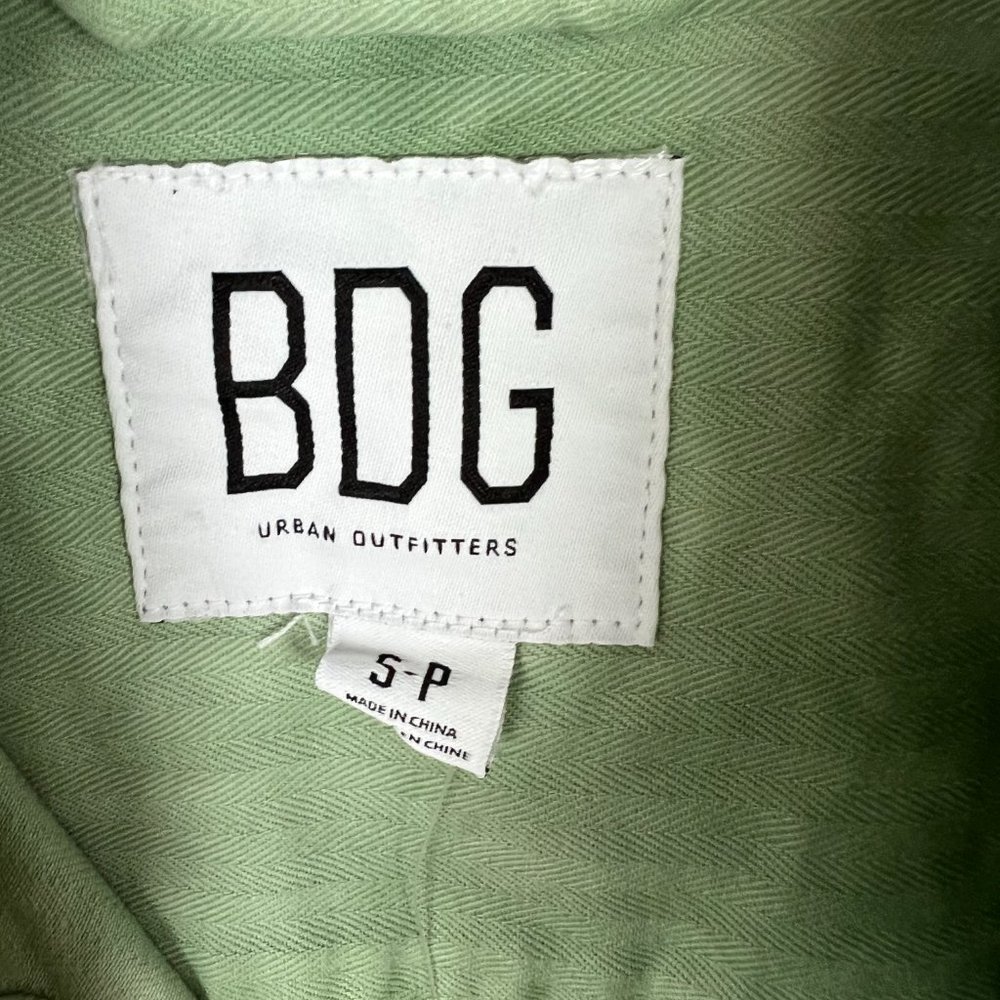 NWT Urban Outfitters BDG Herringbone Long Sleeve Button-Down Shirt Size Small S - Picture 5 of 11